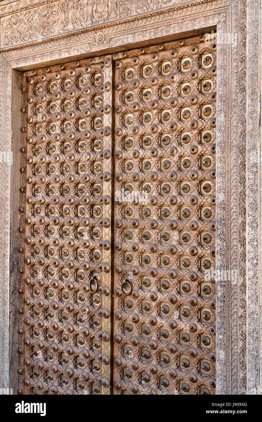 Rajasthani haveli puerta ornamentada antiguos de Rajasthan, India