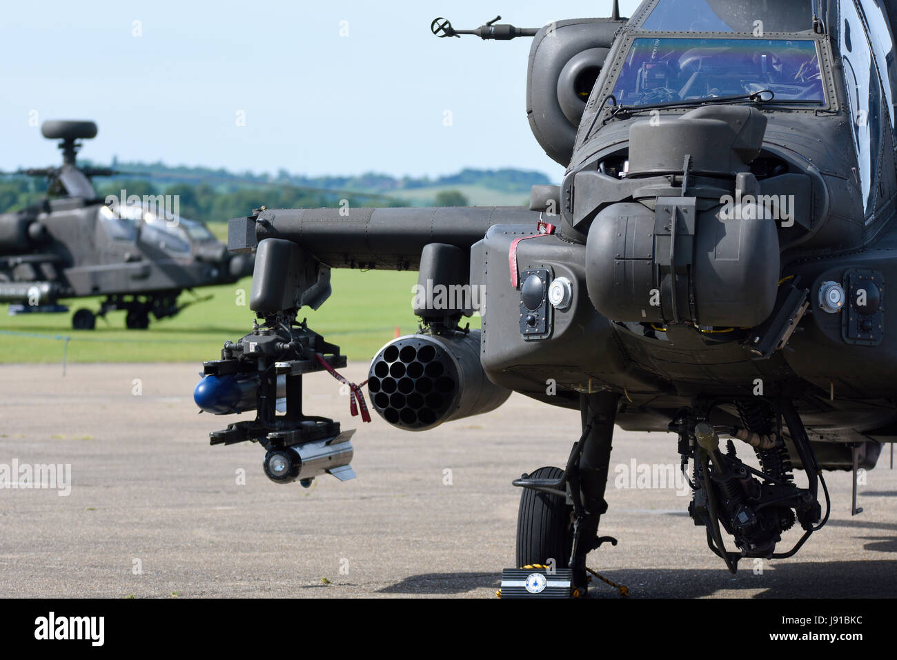 Ejército Británico, Cuerpo Aéreo del Ejército, Agusta Westland AH-64D Apache Longbow AH-1 ataque helicóptero detalles de la nariz. Sensores de focalización Foto de stock