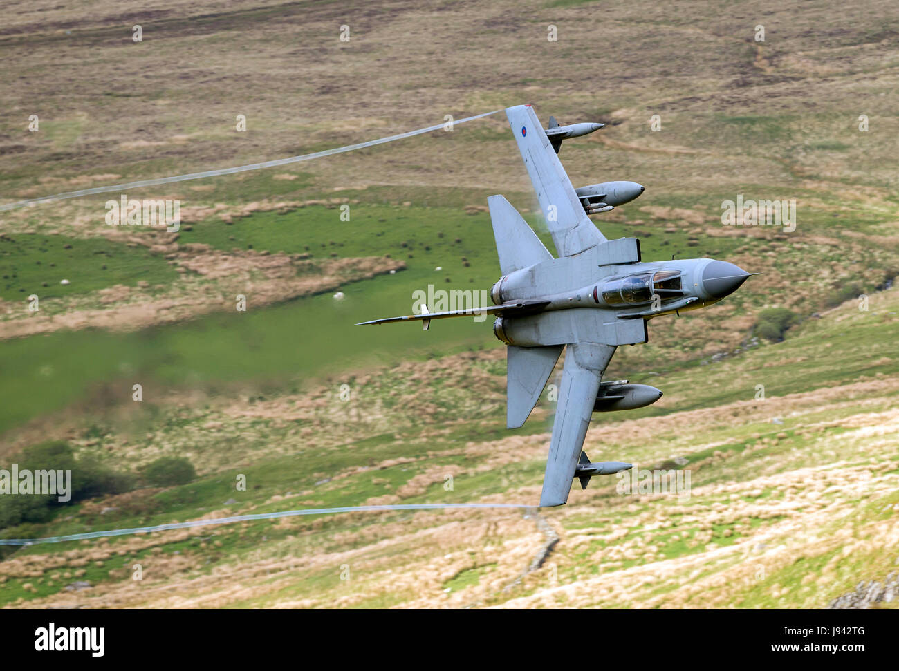 Tornado GR4 de la RAF en Gales de bajo nivel Foto de stock