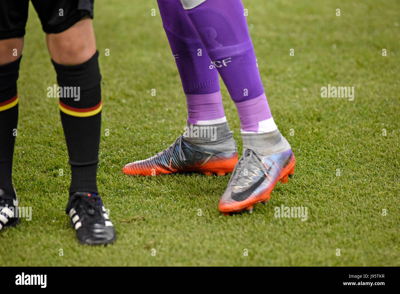 Cardiff, Reino Unido. junio, 2017. Las botas de Cristiano Ronaldo del Real Madrid durante la final de UEFA Champions League entre el Juventus y el Real Madrid CF en