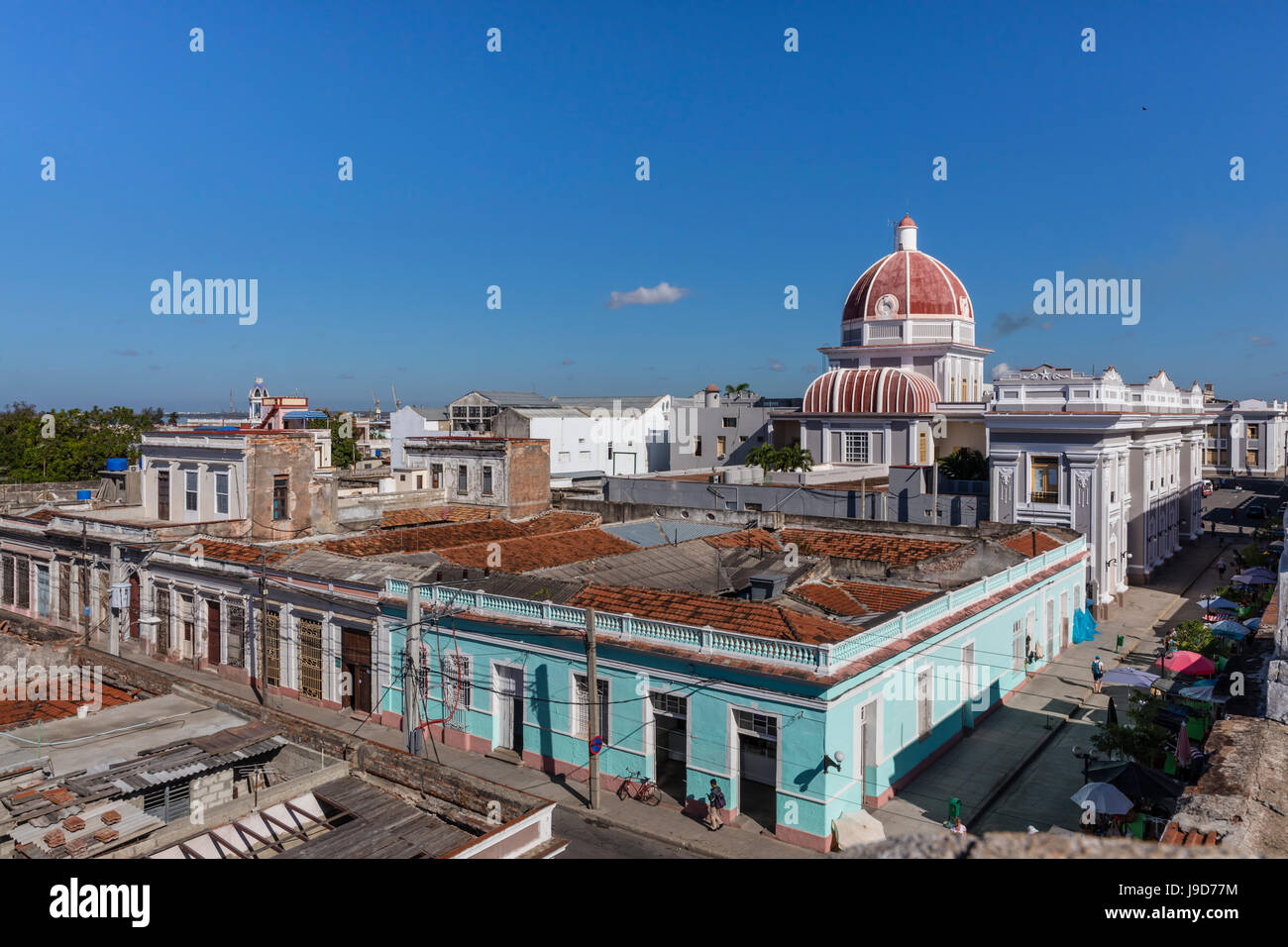 Antiguo Ayuntamiento, hogar del edificio del gobierno provincial de Cienfuegos, la UNESCO, Cuba, Las Antillas, Caribe Foto de stock