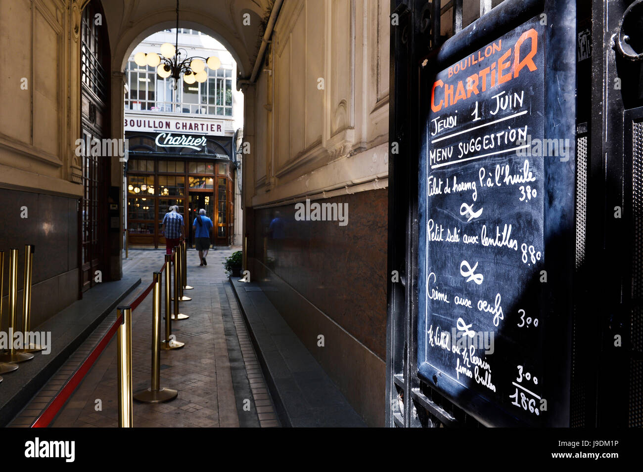 Bouillon chartier fotografías e imágenes de alta resolución Alamy