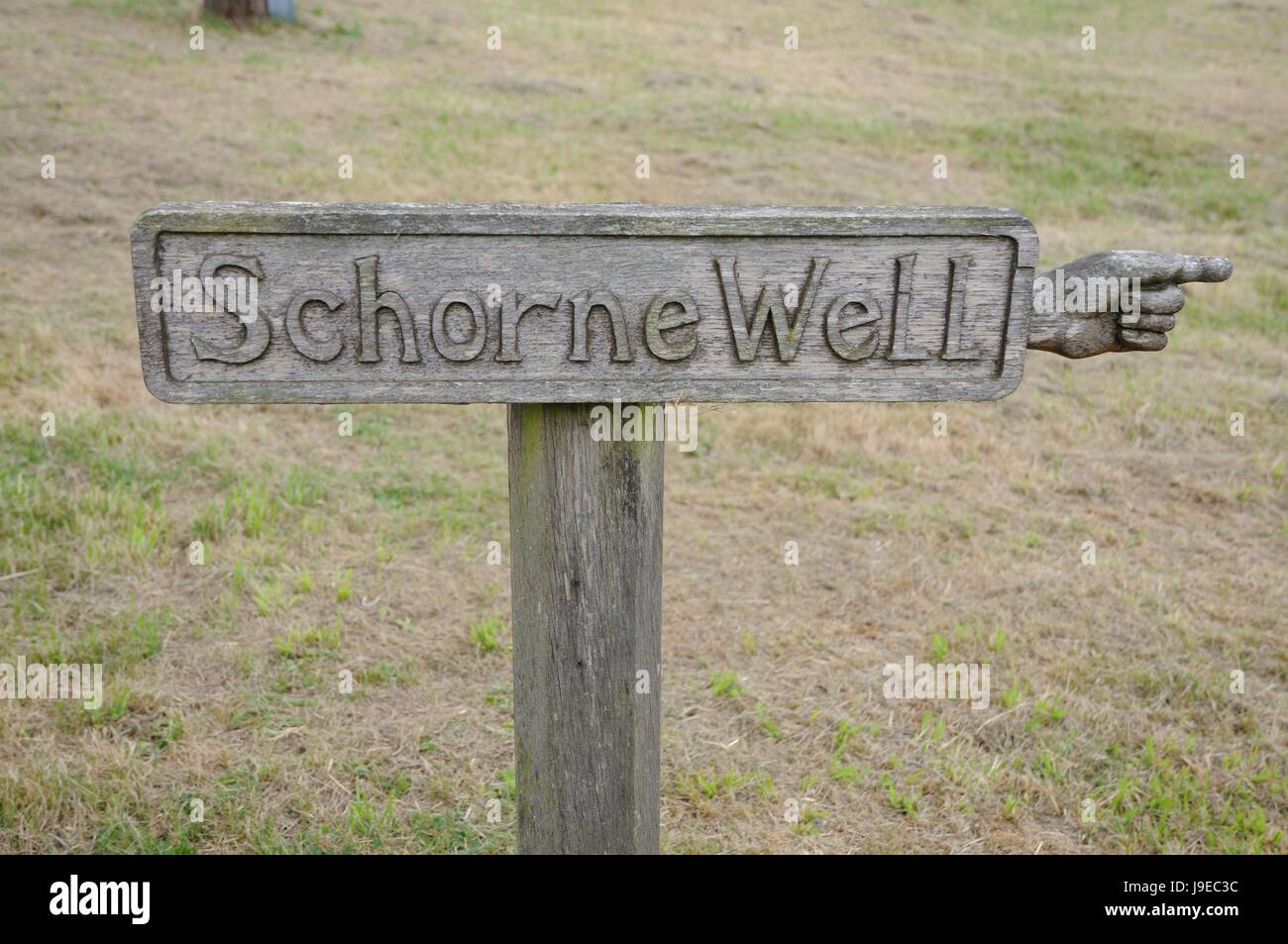 Firmar a Schorne bien, Norte de Marston, Buckinghamshire Foto de stock