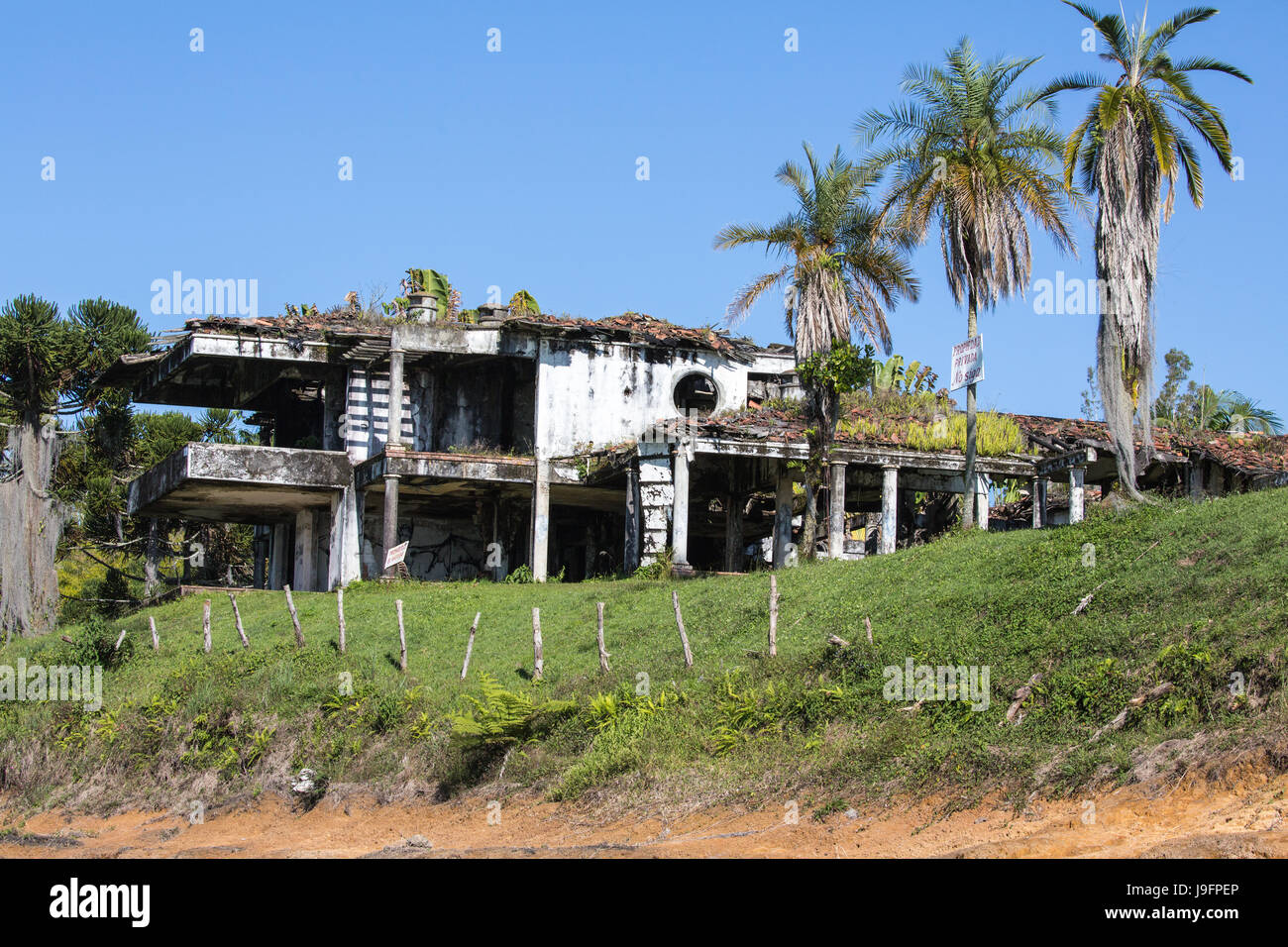 Casa pablo escobar fotografías e imágenes de alta resolución - Alamy