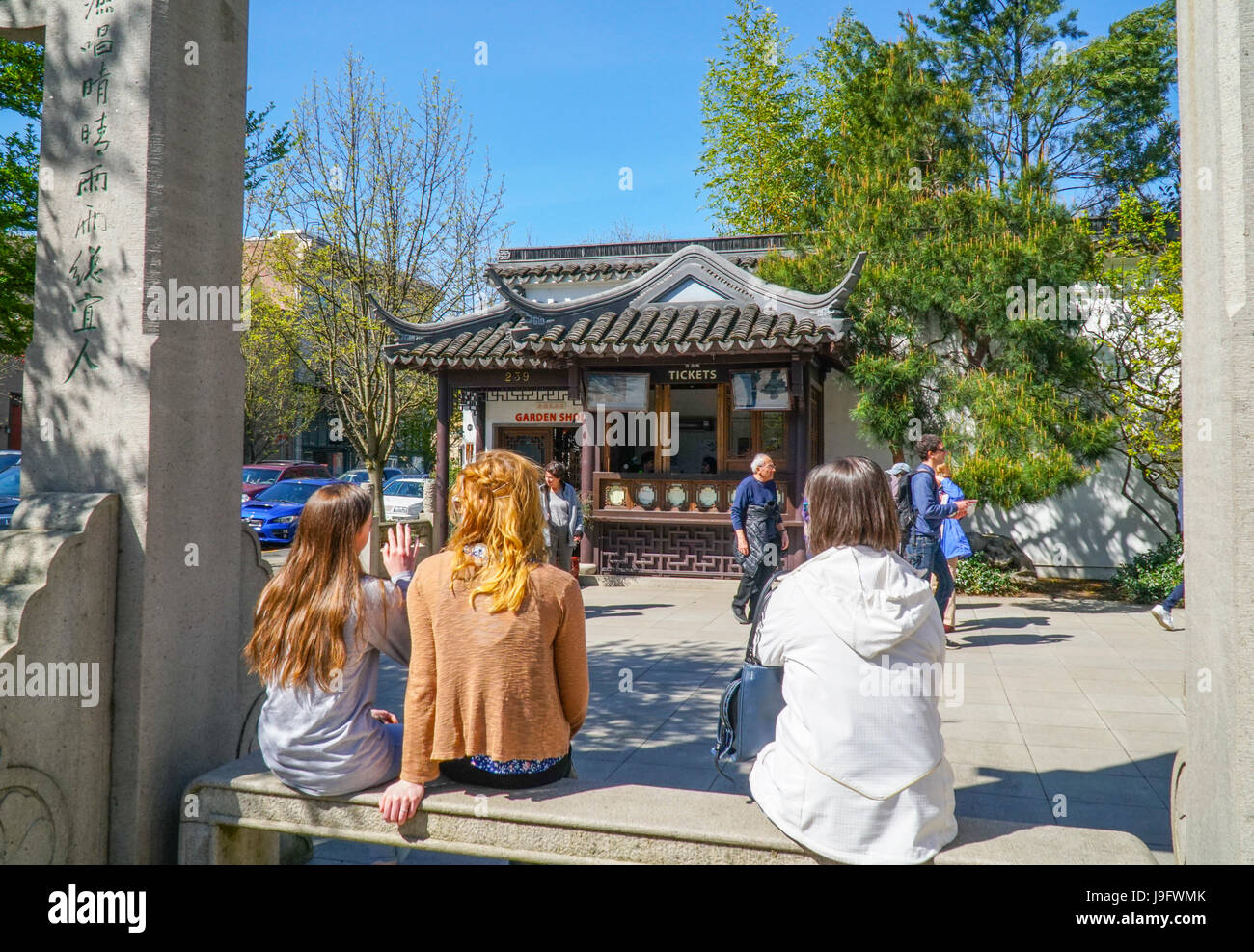 Venta de caseta en el jardín chino en Portland - Portland, Oregon - El 16 de abril, 2017 Foto de stock