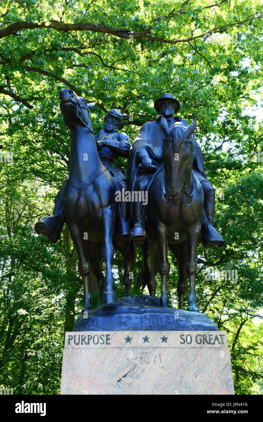 Lee y Jackson monumento a líderes del Ejército Confederado Robert E Lee y Thomas J ('Stonewall') Jackson, Wyman Parque Dell. Baltimore, Maryland, EE.UU. Foto de stock