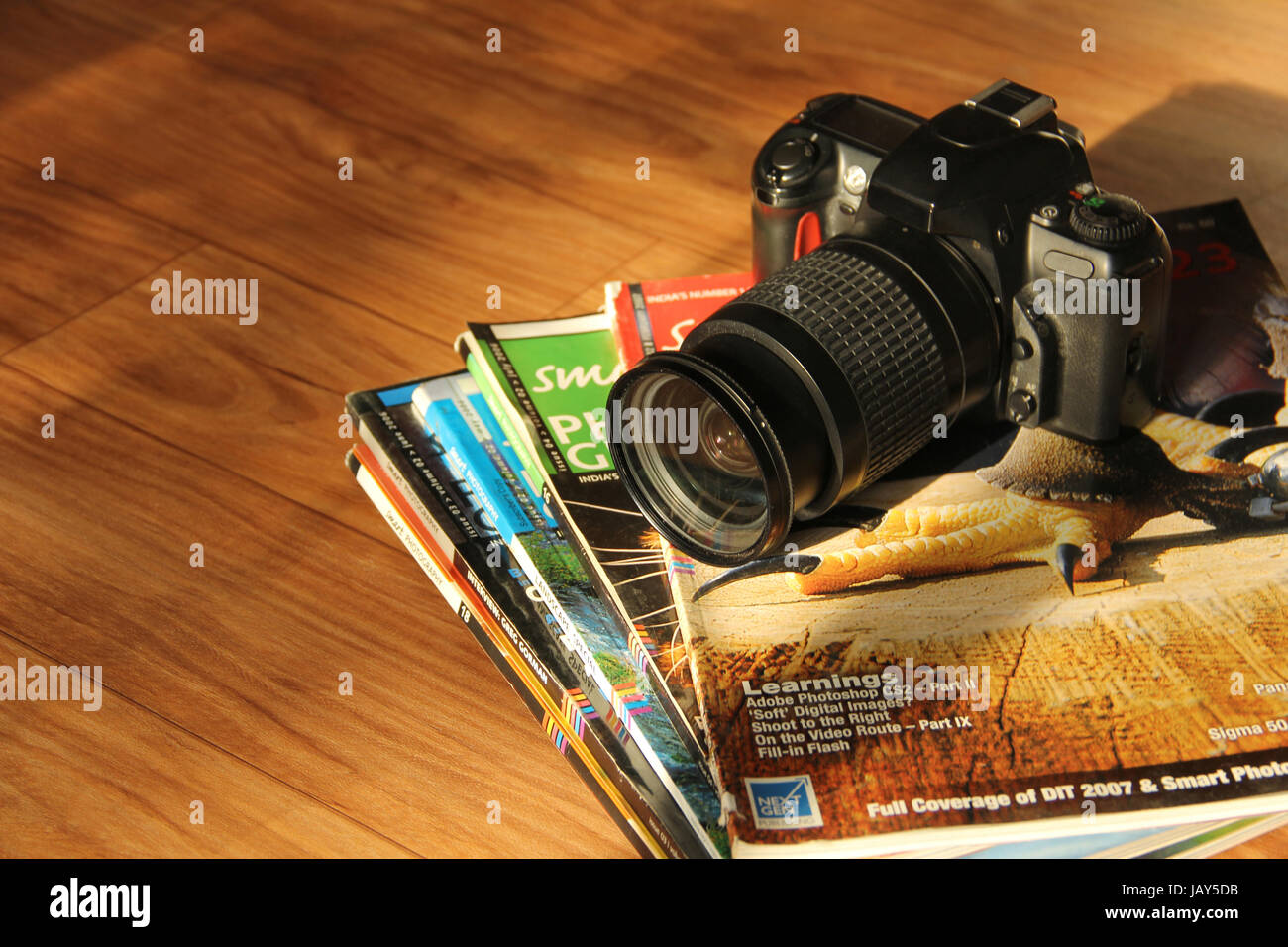 Revistas de cámaras fotografías e imágenes de alta resolución - Alamy