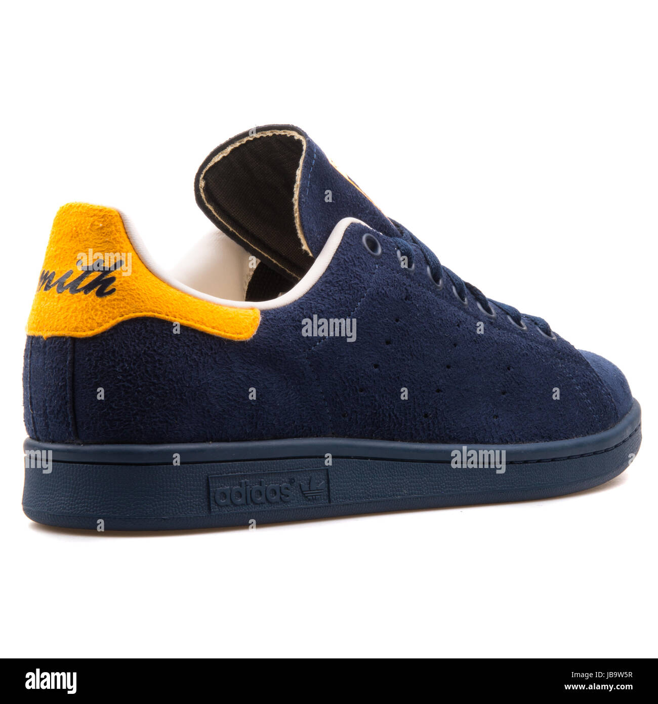 Adidas Stan Smith azul marino y amarillo hombres zapatos deportivos -  B24707 Fotografía de stock - Alamy