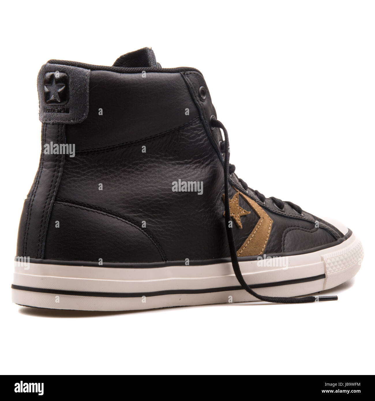 Converse Chuck Taylor All Star Hi jugador arena negra Unisex Zapatos -  149783C Fotografía de stock - Alamy