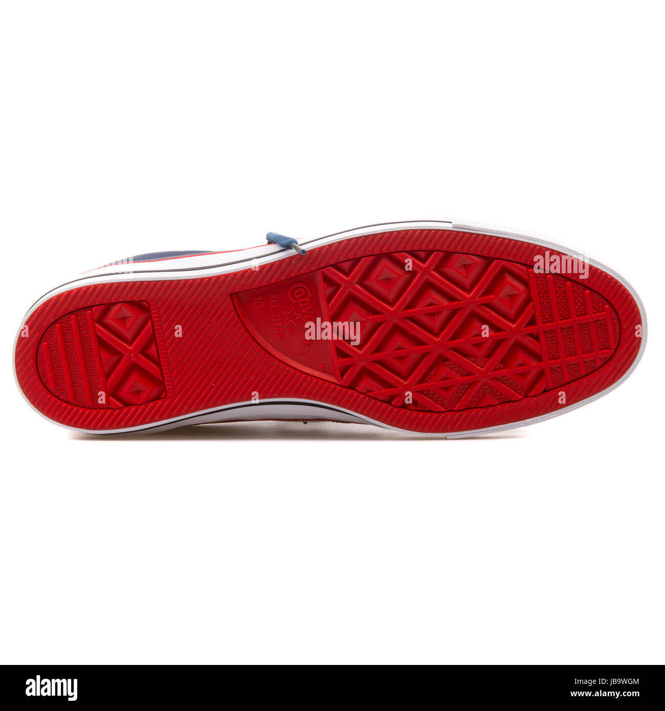 Zapatillas rojas converse fotografías e imágenes de alta resolución -  Página 5 - Alamy