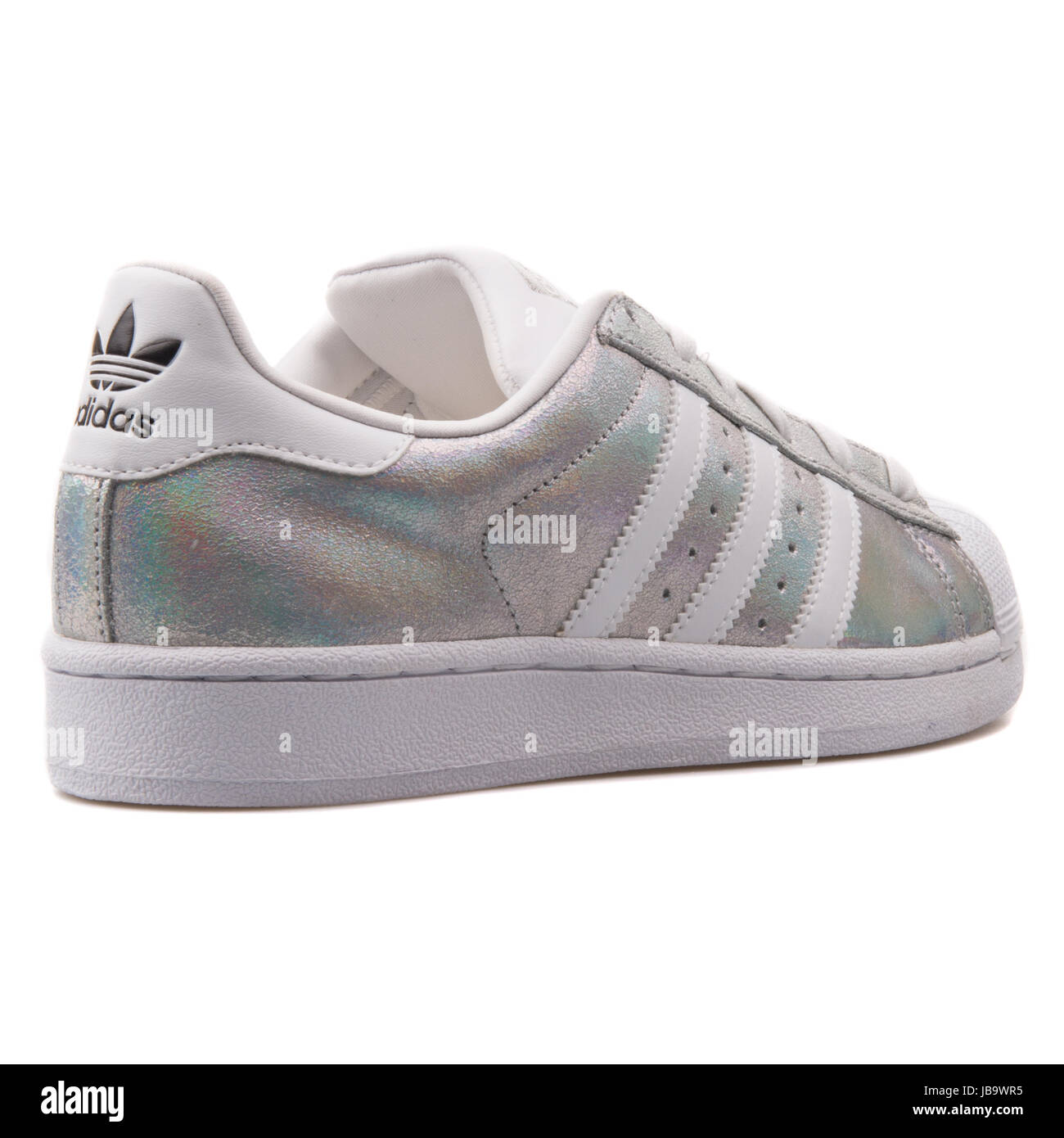 Cusco Hamburguesa Economía Adidas Superstar W Holograma Iridescent zapatos de mujer - S81644  Fotografía de stock - Alamy