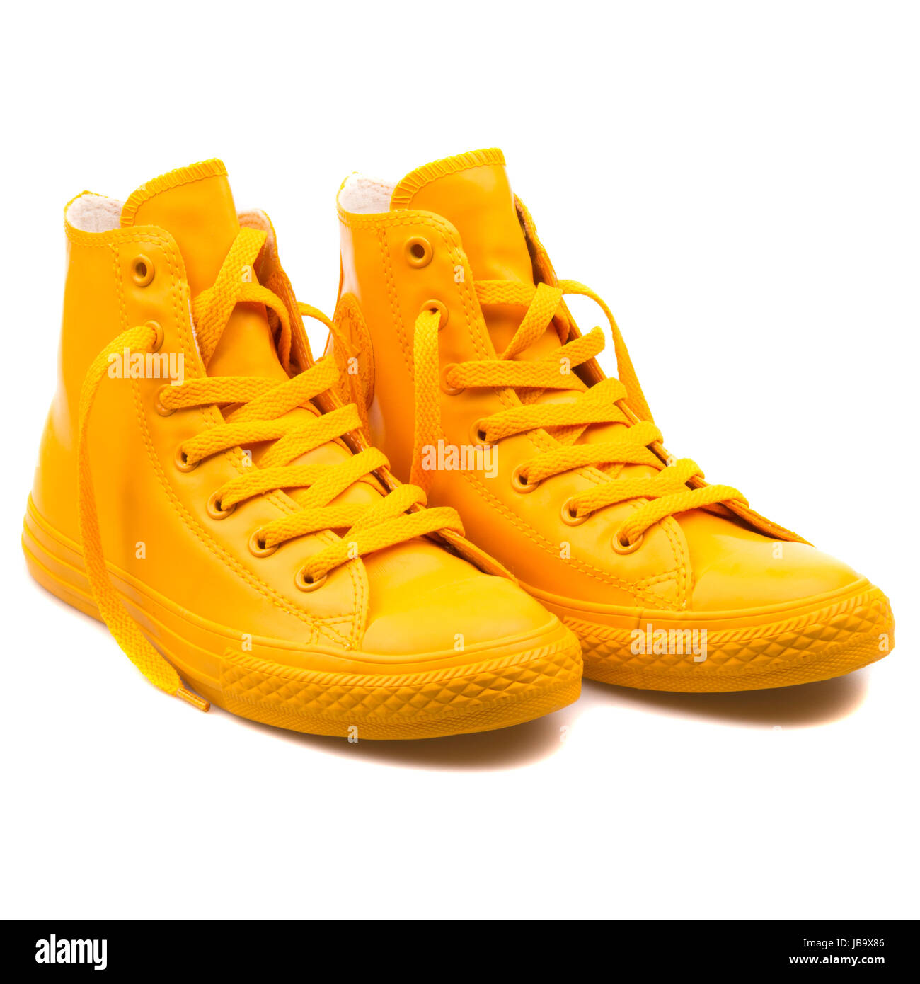 Converse Amarillo Fotos e Imágenes de stock - Alamy