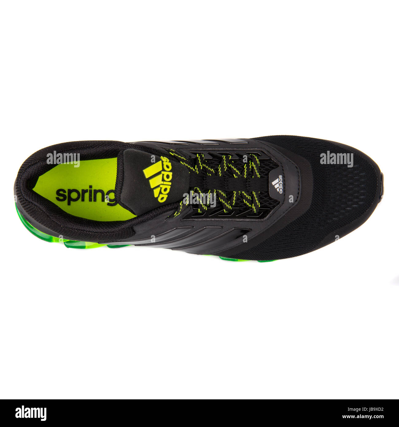 barbería calcetines desvanecerse Adidas Springblade Drive 2 m negro y verde, Los hombres ejecutan Sneakers -  D69684 Fotografía de stock - Alamy