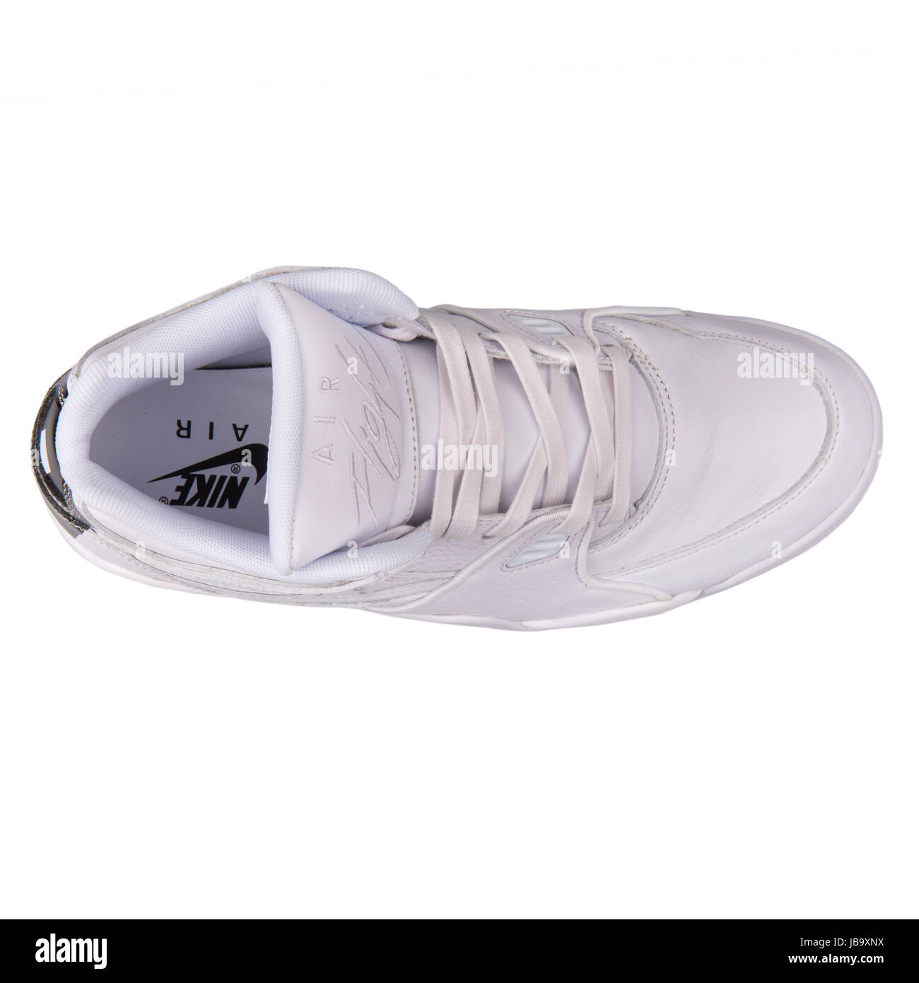 Nike Air Flight 89 LE QS blanco azulado del baloncesto de los hombres de  cuero zapatos - 804605-100 Fotografía de stock - Alamy