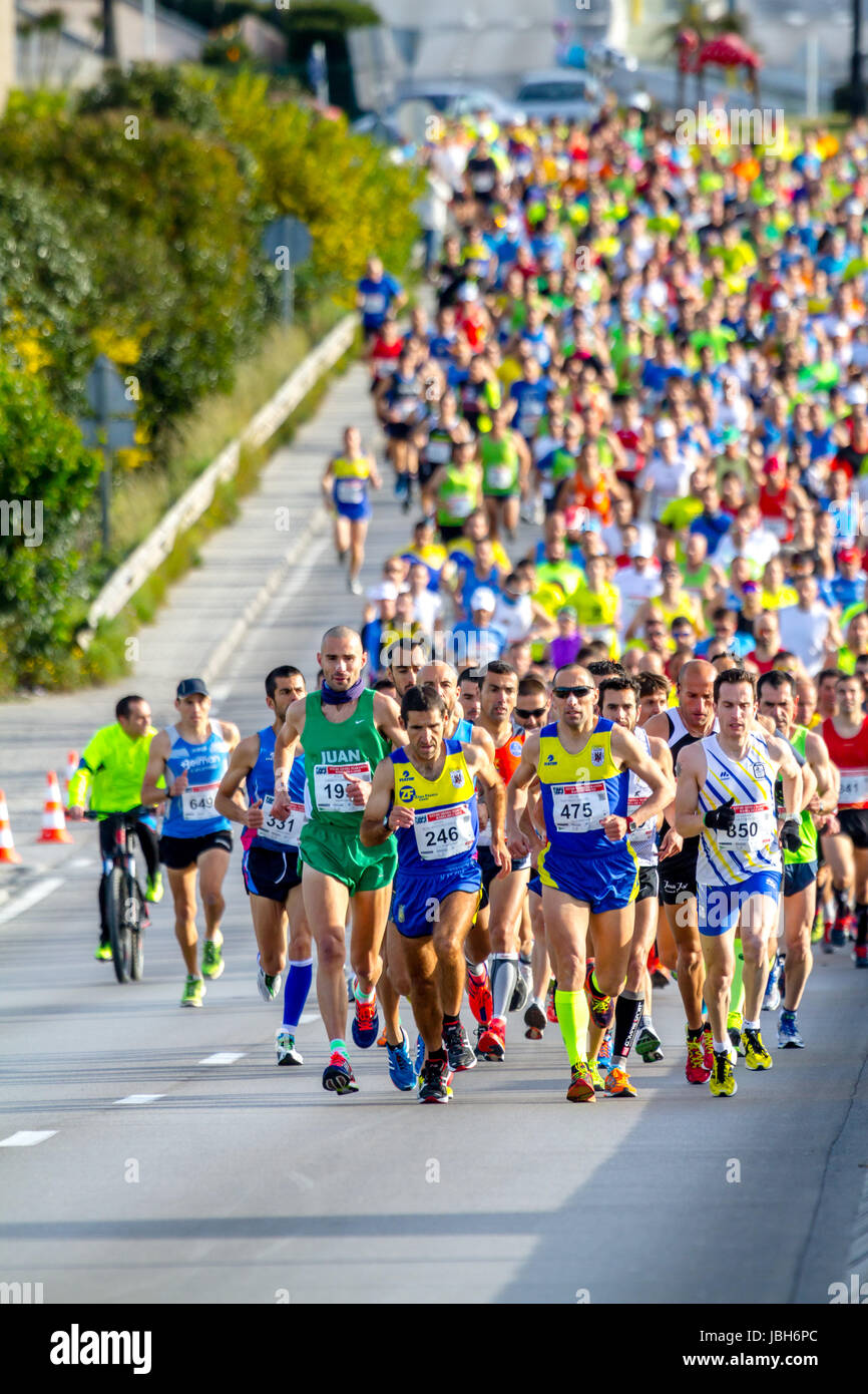 Media maratón urbano fotografías e imágenes de alta resolución - Página 8 -  Alamy