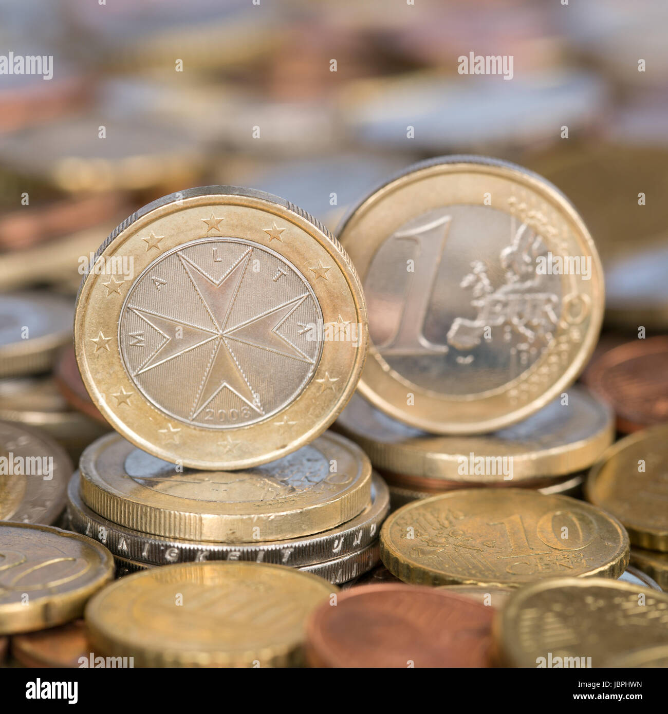 Eine ein Euro Münze aus Malta Foto de stock