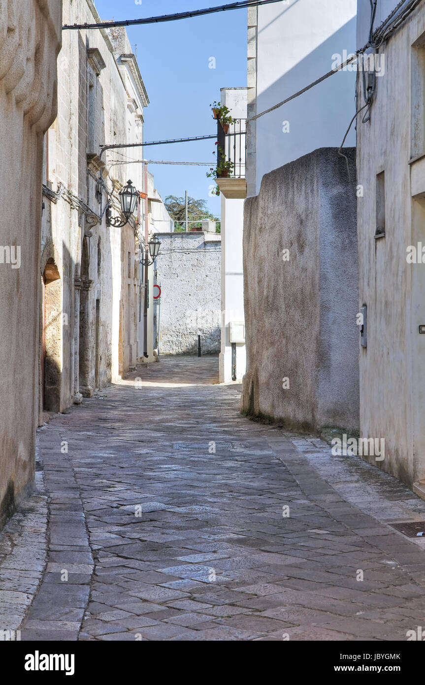 Callejón. Corigliano d'Otranto. Puglia. Italia. Foto de stock