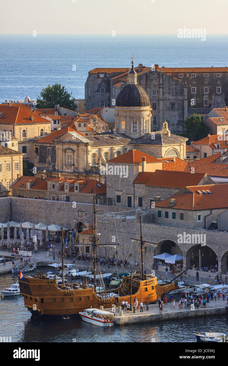 El puerto viejo de Dubrovnik, Croacia Foto de stock