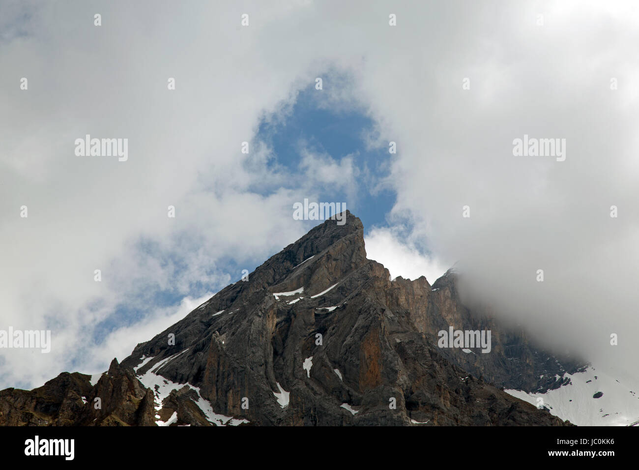 Oeschinensee kandersteg Foto de stock