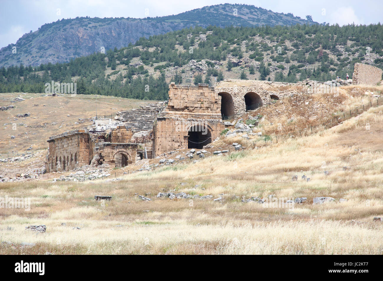 Ruinas del antiguo teatro greco-romano clásico en Hierápolis. Pamukkale. Turquía Foto de stock