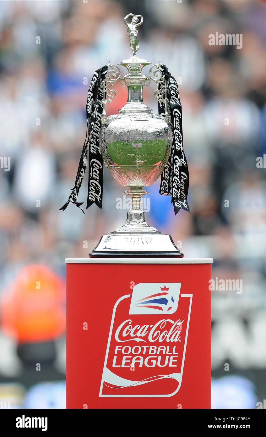 Coca cola championship fotografías e imágenes de alta resolución Alamy