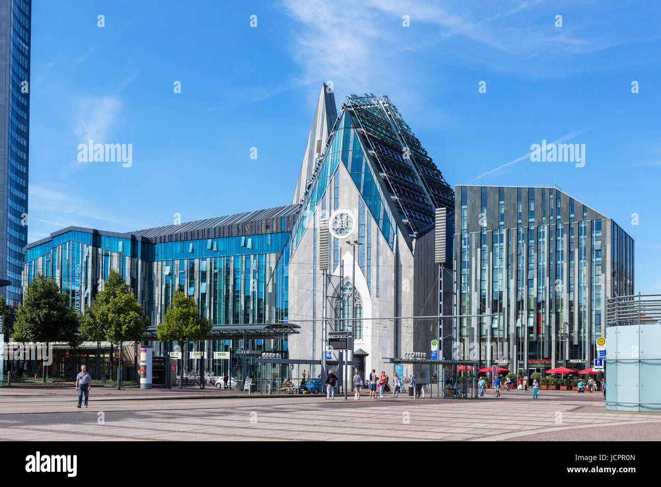 El edificio principal de la Universidad de Leipzig, Augustusplatz, Leipzig, Sajonia, Alemania Foto de stock