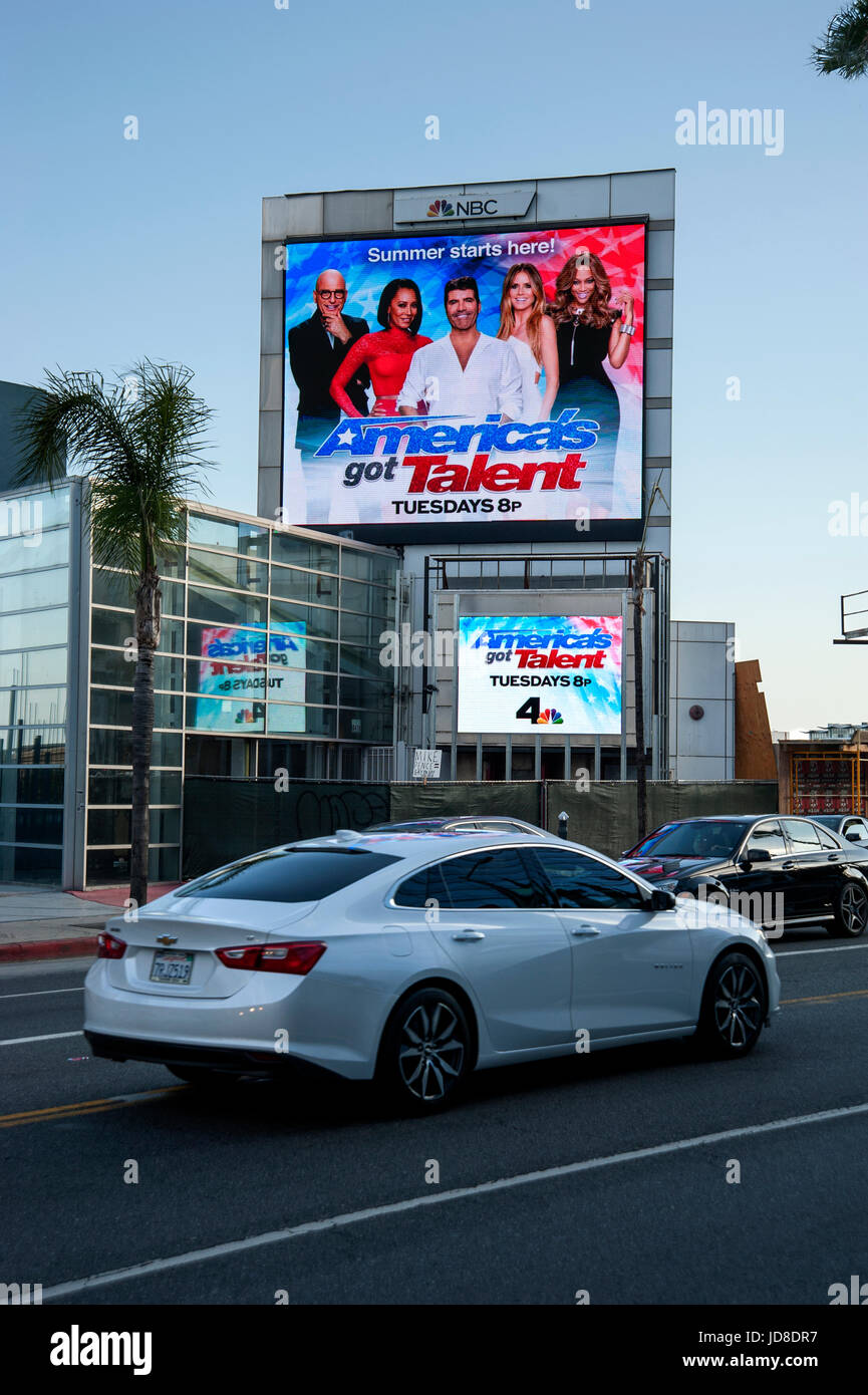 Cartelera digital promover en Sunset Strip show de televisión NBC America's Got Talent en Los Angeles, CA Foto de stock