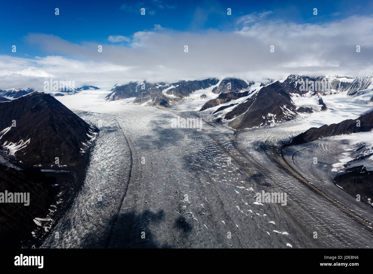 Alaska paisaje de amplios valles glaciares y corrientes de hielo Foto de stock