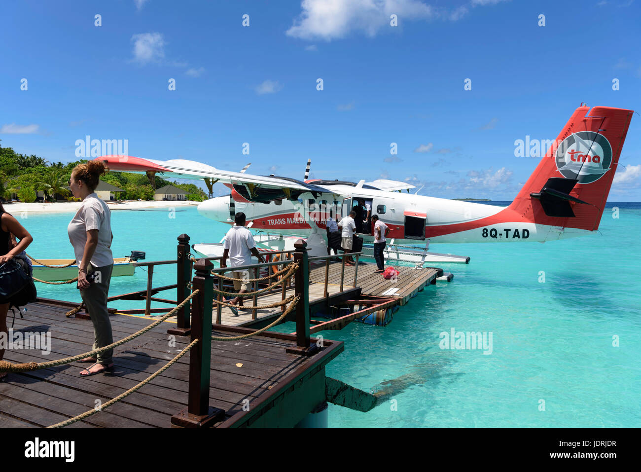 Maldivas Trans Airways Twin Otter hidroaviones Velana atracaron en el puerto de hidroaviones en Malé Maldivas Foto de stock