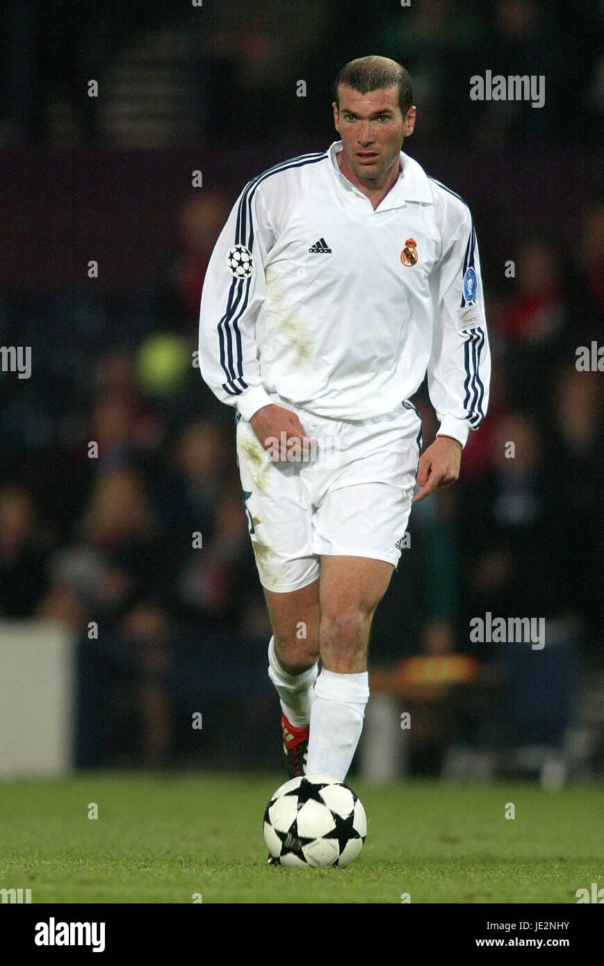 Zidane fotografías imágenes de - Página 7 - Alamy
