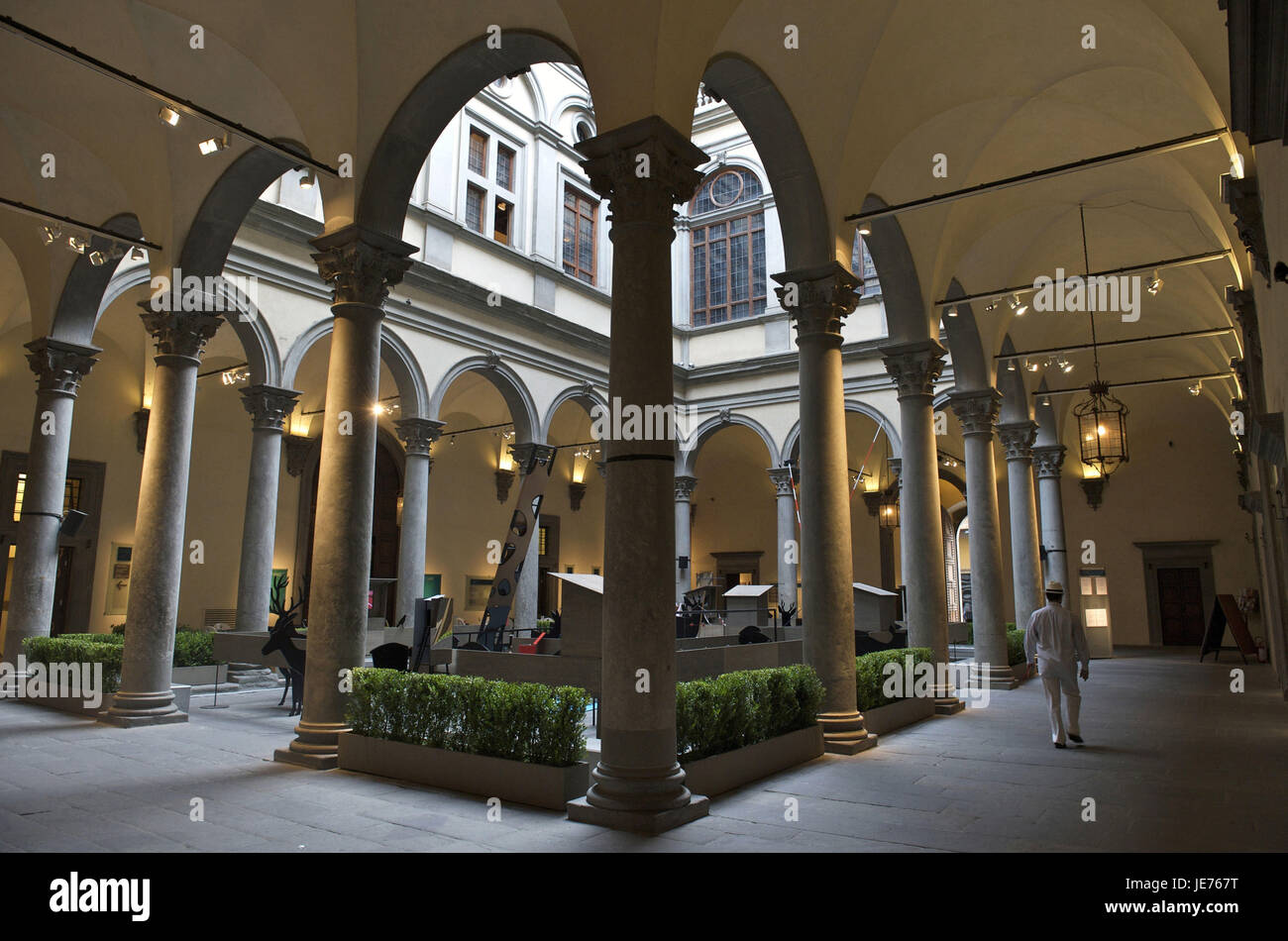 Italia, Toscana, Florencia, Palazzo Strozzi, patio interior Fotografía
