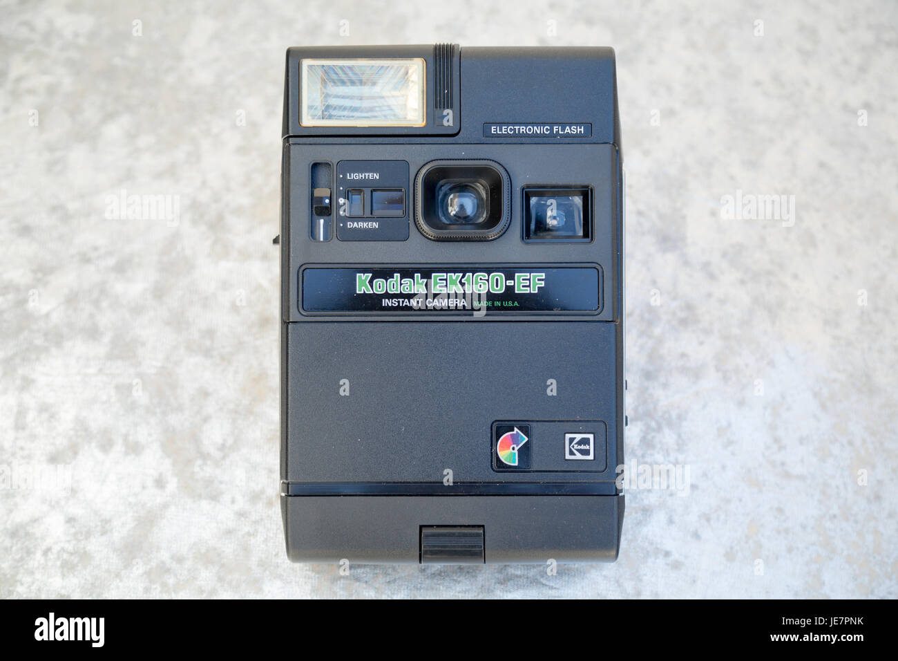 La fotografía analógica, vintage instant cámara Kodak EK160-EF, alias  Colorburst 250 en los Estados Unidos, publicado en julio de 1979 Fotografía  de stock - Alamy