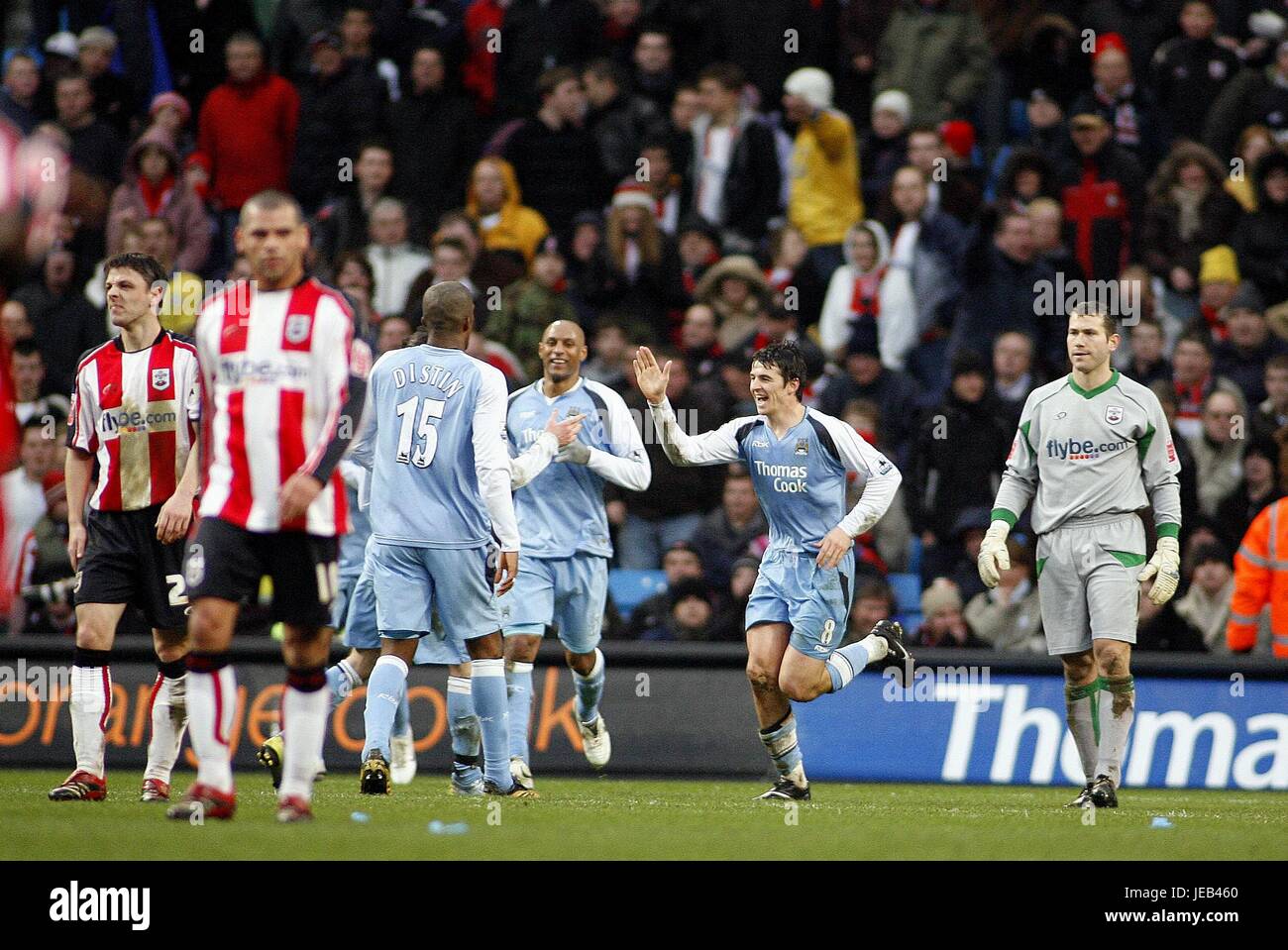 JOEY BARTON celebra su gol el Manchester City V SOUTHAMPTON City of Manchester Stadium Manchester, Inglaterra el 28 de enero de 2007 Foto de stock