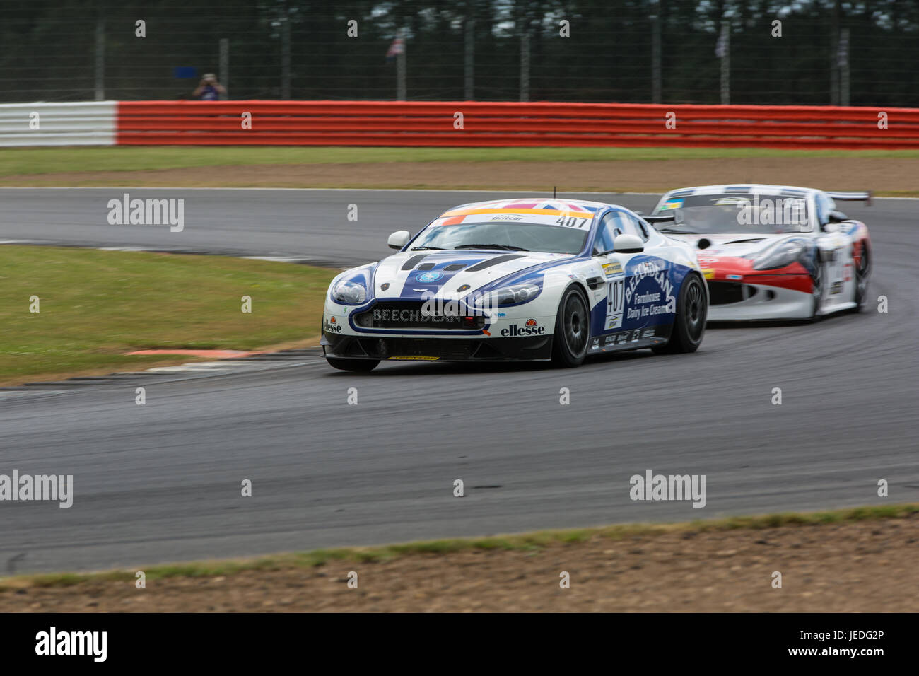 Aston martin racing fotografías e imágenes de alta resolución - Alamy