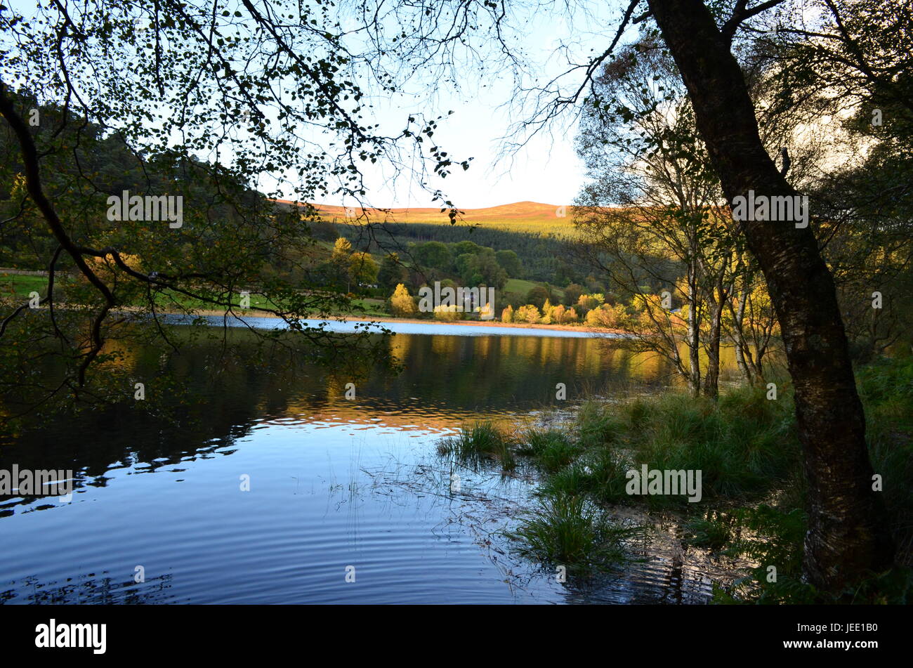 Lough Beagh, lago de agua dulce en el Parque Nacional de Glenveagh en Irlanda Foto de stock