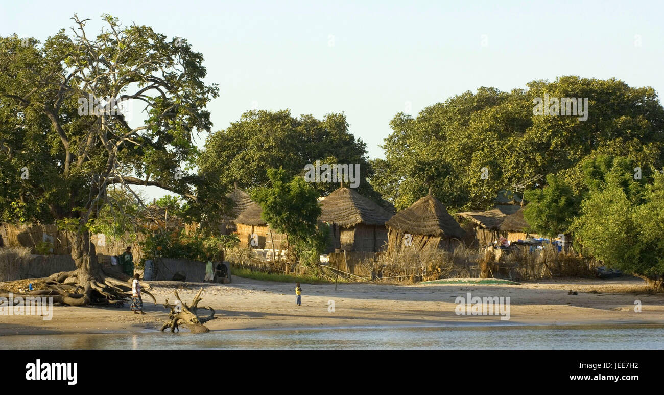 Aldea Sipo, río, Delta de Saloum, Senegal, Foto de stock