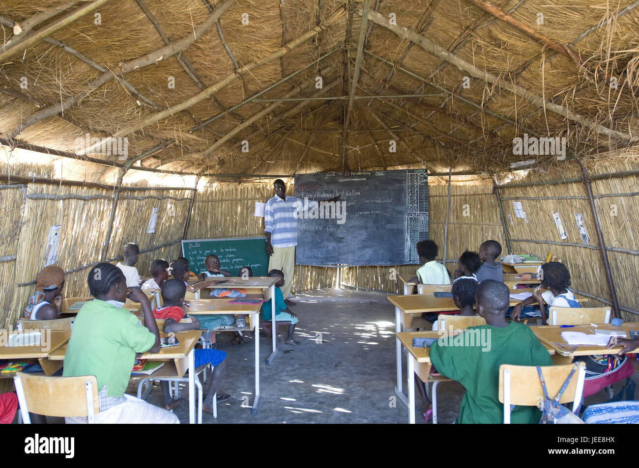 Lecciones, escuela, aldea Sipo, Delta de Saloum, Senegal, Foto de stock