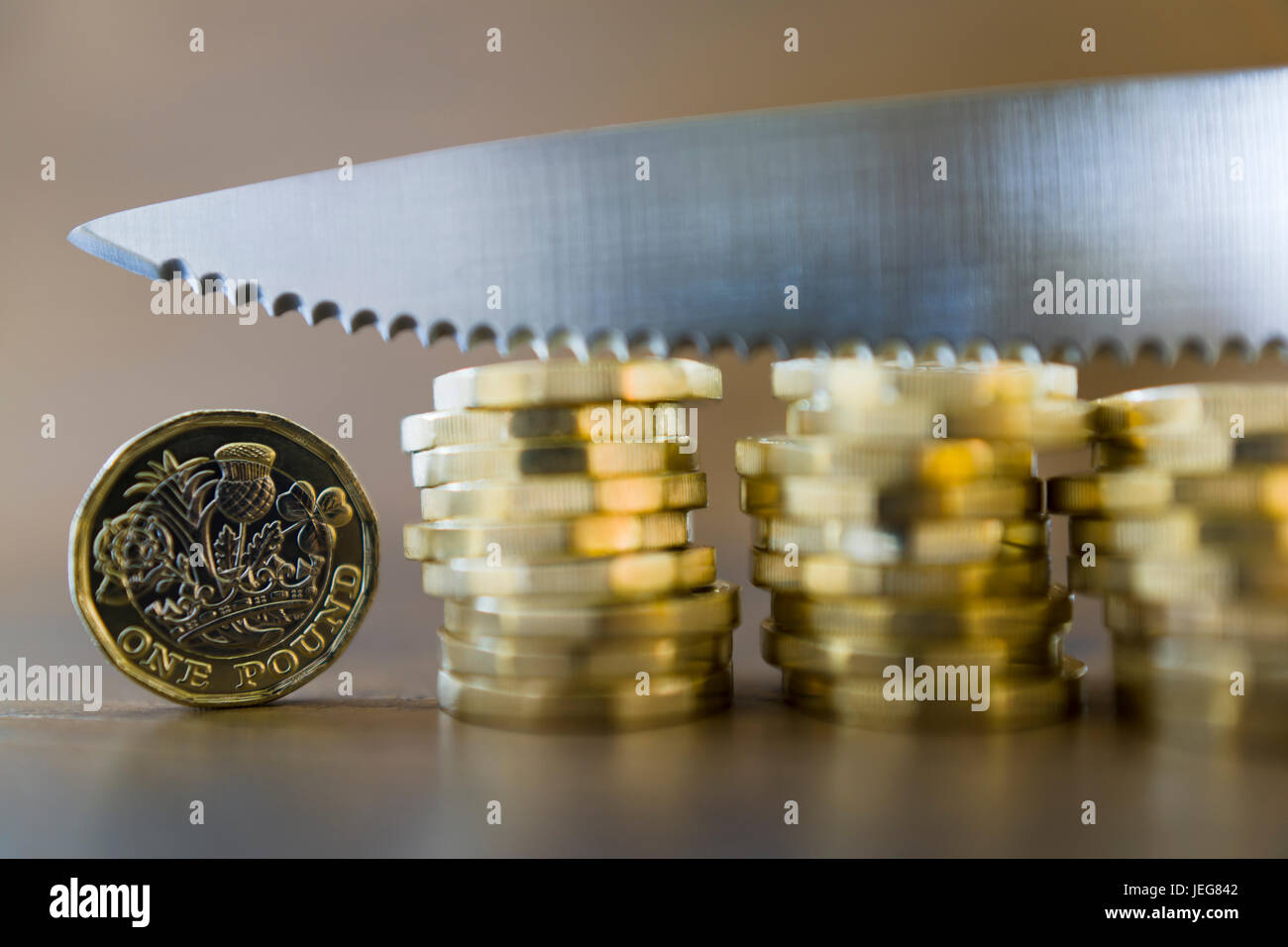 Las nuevas monedas de una libra británica Foto de stock
