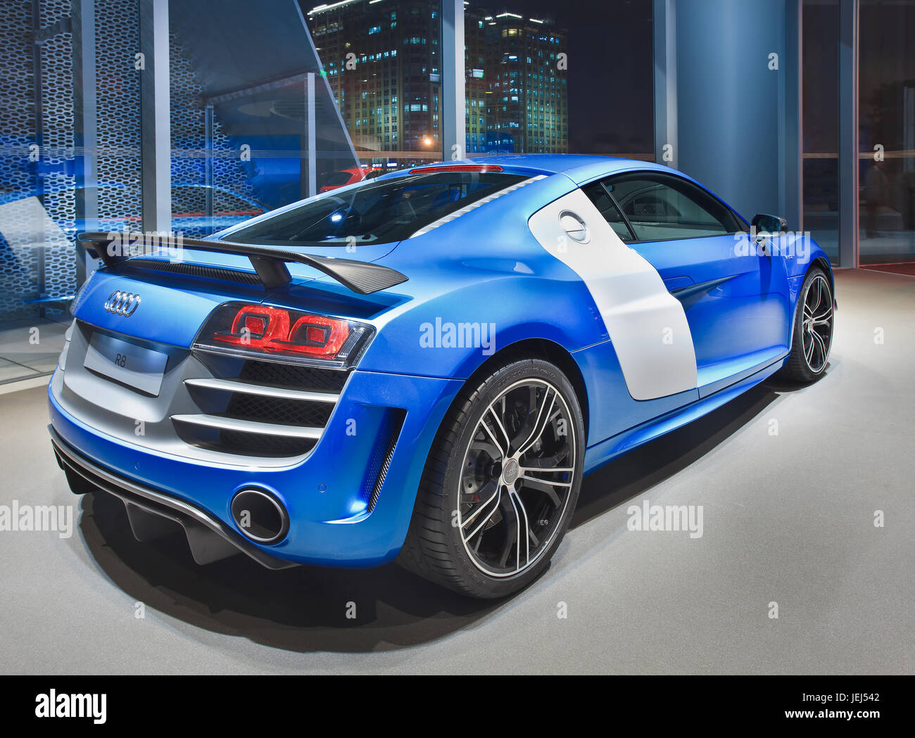 Audi R8 Azul Fotos E Imagenes De Stock Alamy
