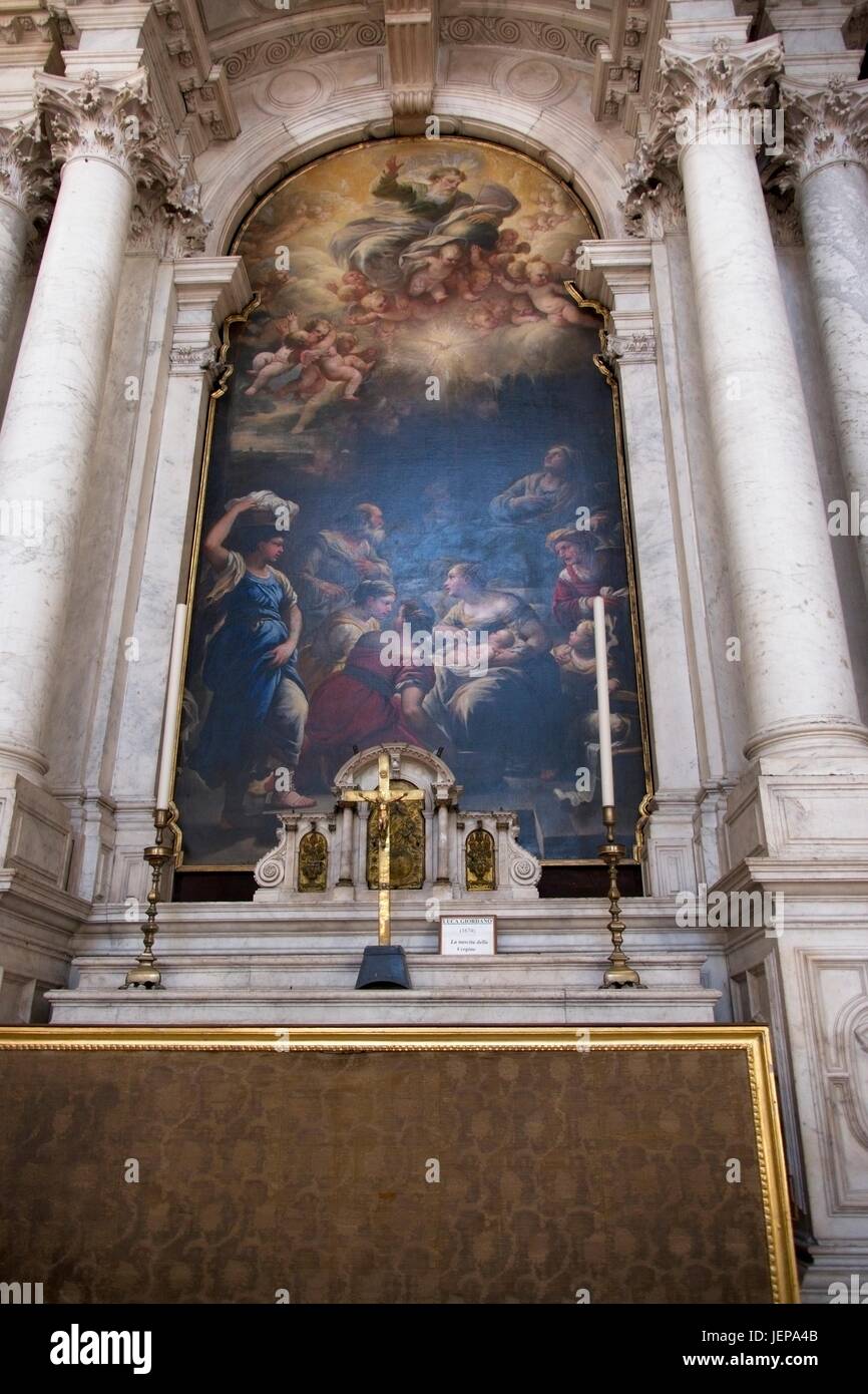 Venecia Veneto Italia. Pintura, óleo sobre lienzo de Luca Giordano 1674, titulado 'La nascita della Vergine' dentro de la Basílica de Santa Maria della Salut Foto de stock