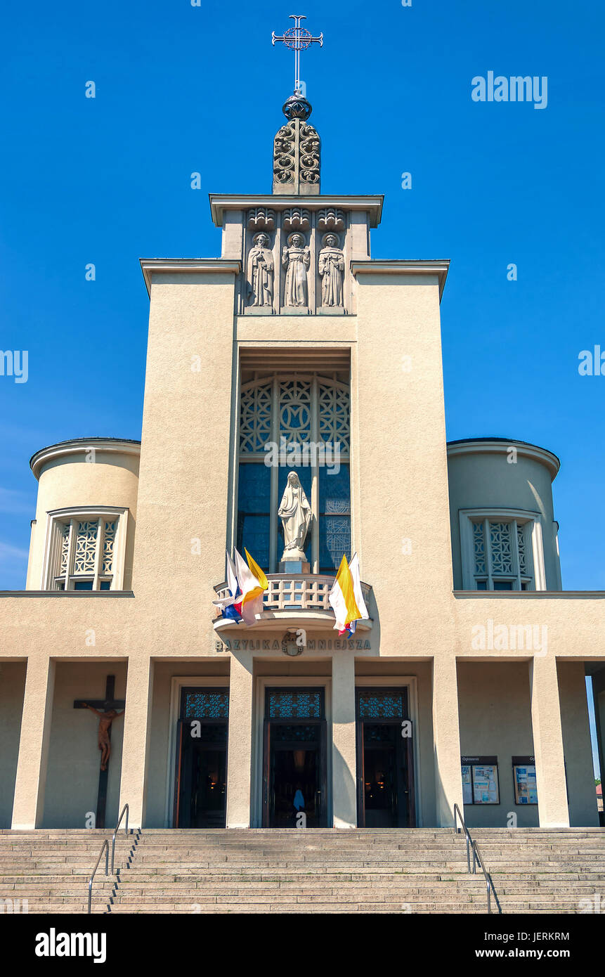 Iglesia de san maximiliano kolbe fotografías e imágenes de alta resolución Alamy Iglesia de san maximiliano kolbe fotografías e imágenes de alta resolución Alamy