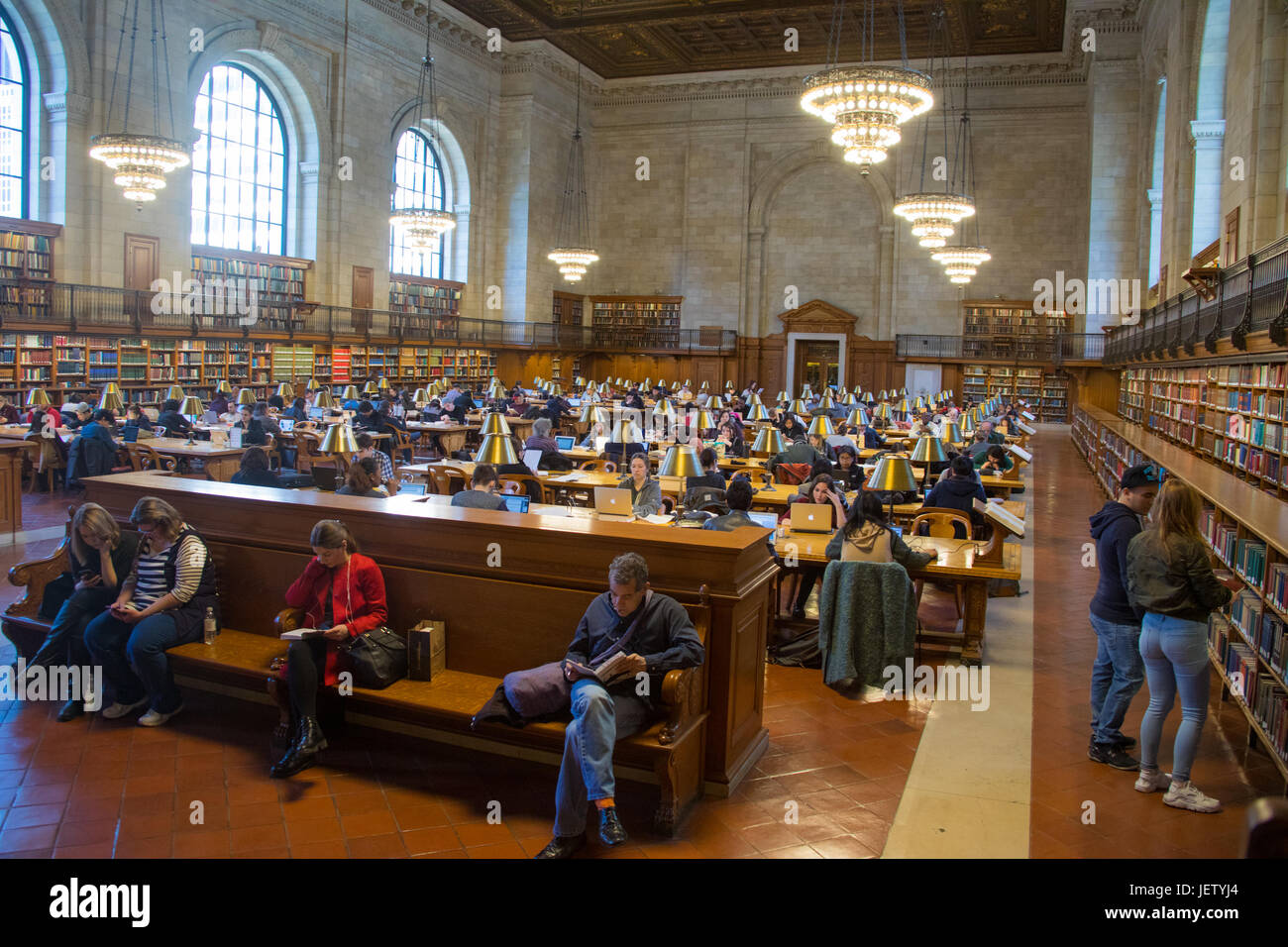 Sala de Lectura, Biblioteca Pública de Nueva York, Stephen A. Schwarzman Edificio, la ciudad de Nueva York, EE.UU. Foto de stock