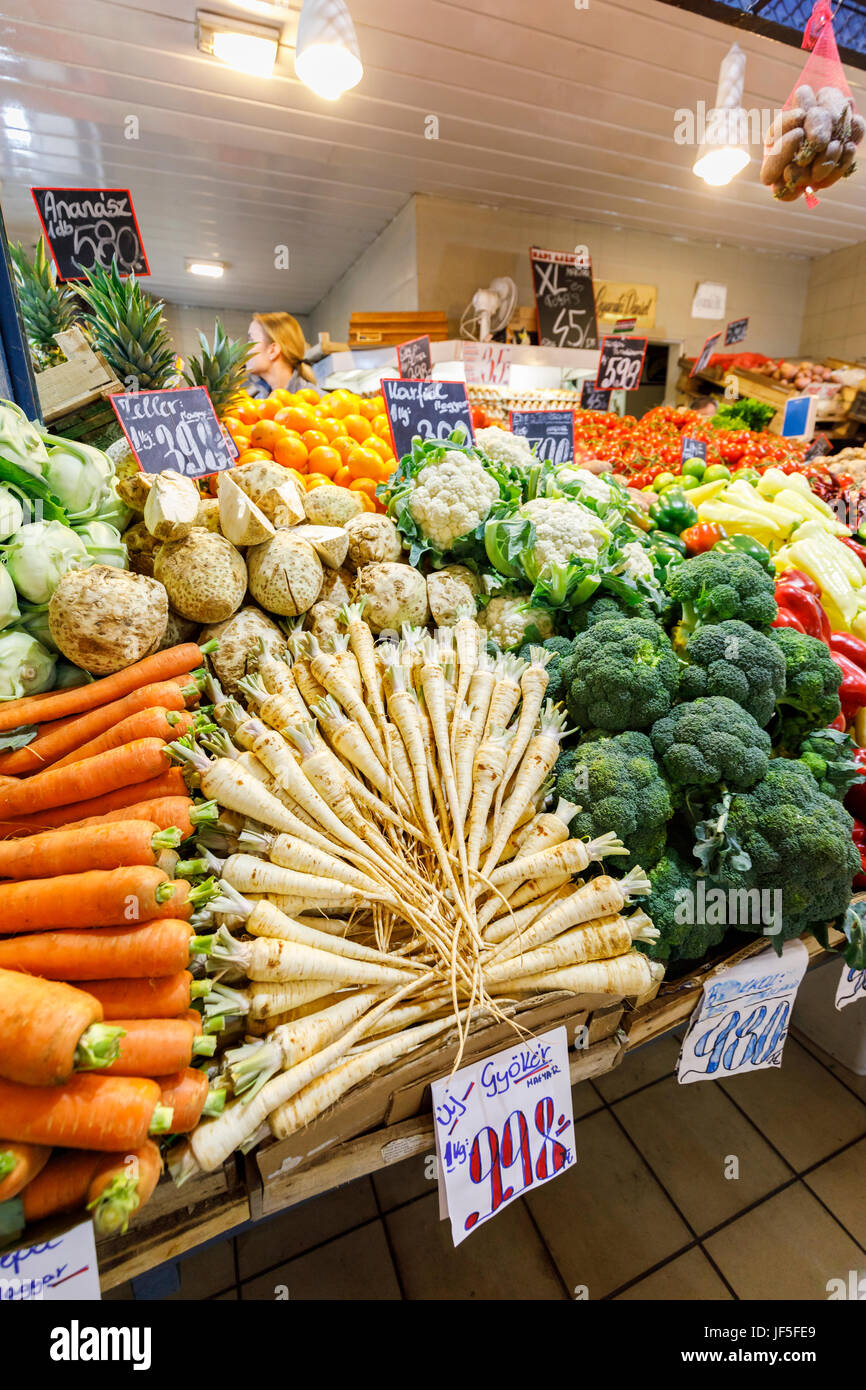 Attractively Fotos e Imágenes de stock - Alamy