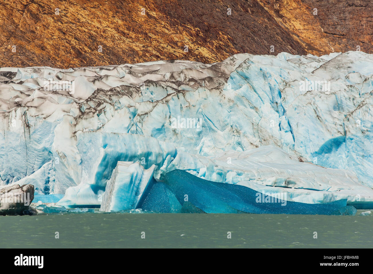 Los témpanos de hielo, alejado de un glaciar Foto de stock