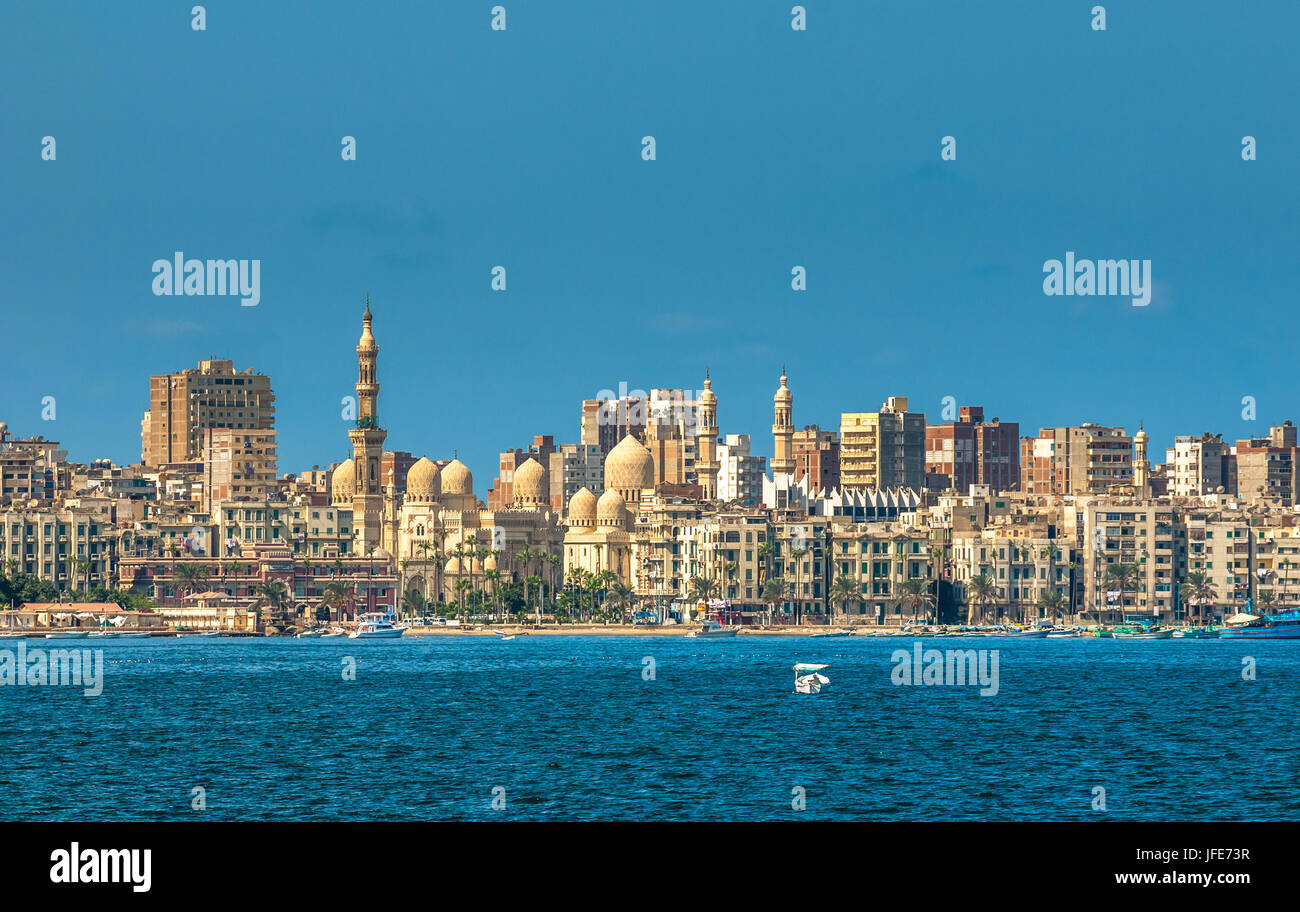 Vista del puerto de Alejandría, Egipto Foto de stock
