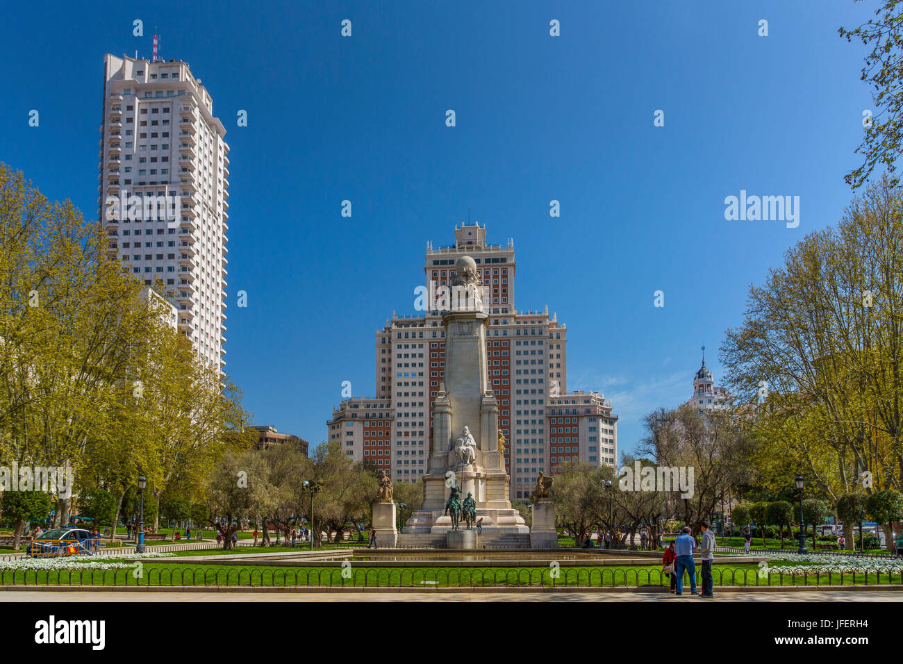 España, Madrid, Plaza de España, monumento de Cervantes (Don Quijote) Foto de stock