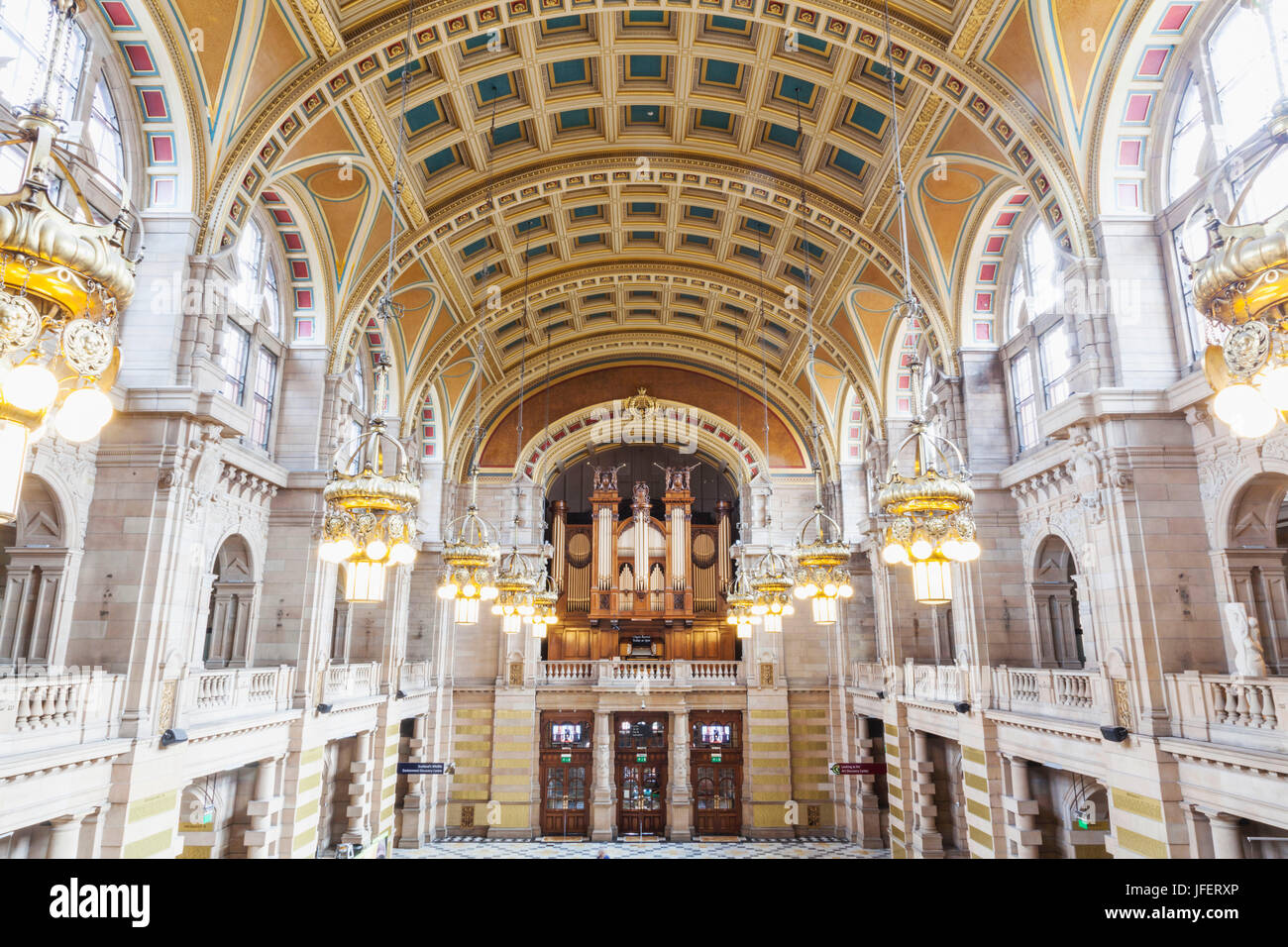 Escocia, Glasgow, Galería de Arte y Museo Kelvingrove, vista interior Foto de stock