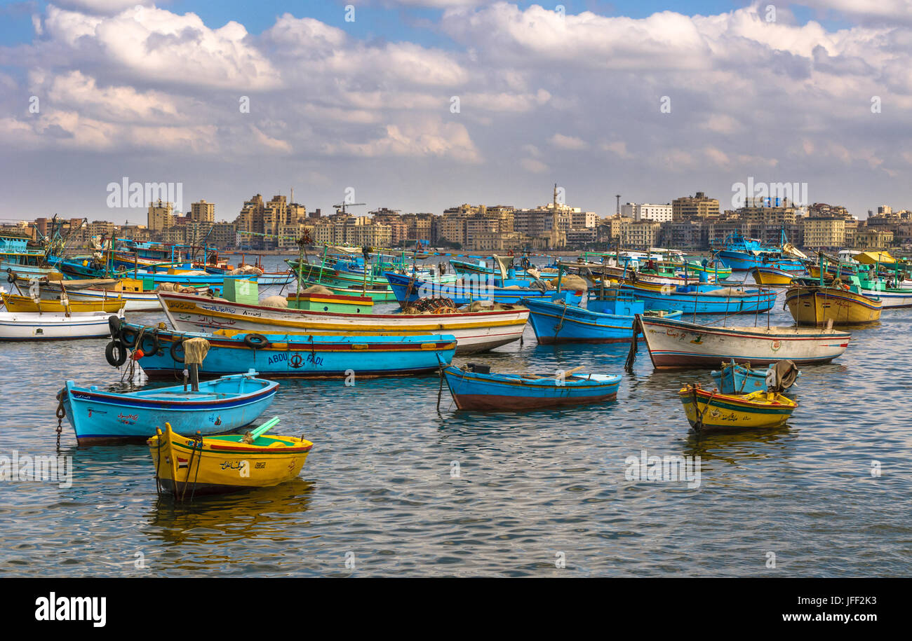 Vista del puerto de Alejandría, Egipto Foto de stock