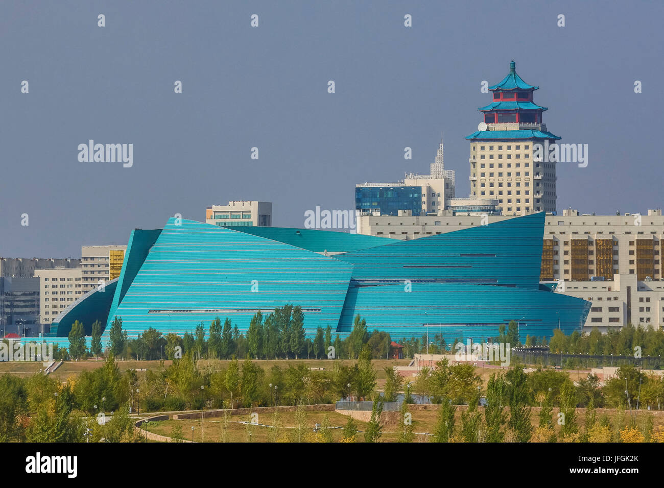 Ciudad de Kazajstán, Astana, la nueva Ciudad administrativa, Estado Auditorium Building, Manfredi arquitecto Foto de stock