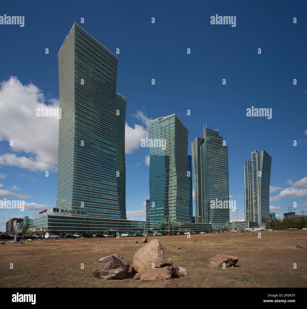 Ciudad de Kazajstán, Astana, la nueva Ciudad administrativa, Northern Lights Torres Foto de stock